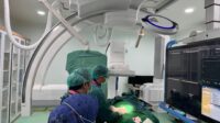 3) Penanganan aneurisma otak di Cathlab Biplane dalam layanan stroke di RS Adam Malik